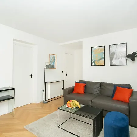 Bnbnova - Haussmann - 2br Near Champs-elysees Apartment Paris