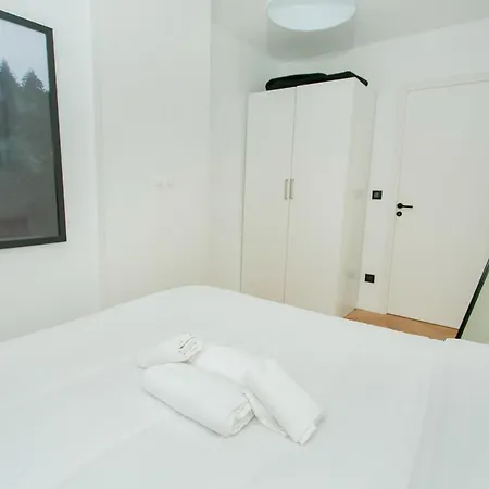 Bnbnova - Haussmann - 2br Near Champs-elysees Paris