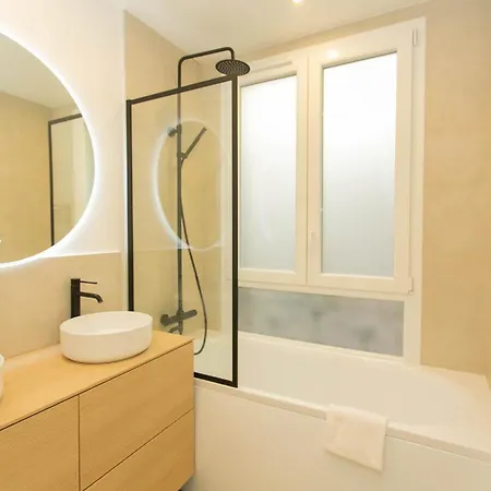 Bnbnova - Haussmann - 2br Near Champs-elysees Apartment