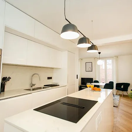 Bnbnova - Haussmann - 2br Near Champs-elysees *