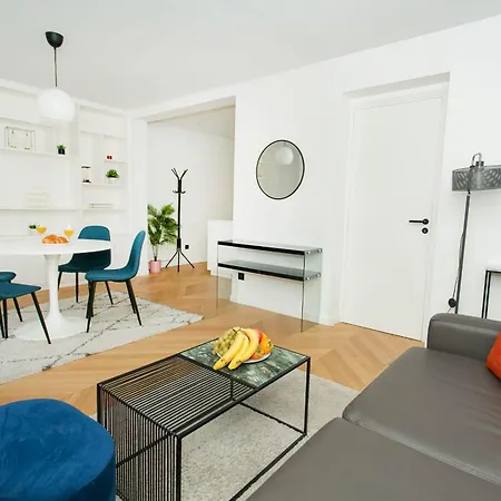Bnbnova - Haussmann - 2br Near Champs-elysees * Paris